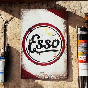 Vintage Esso Motor Oil Metal Sign | Automotive signs | Gas & Oil signs | Vintage signs | Mancave | Car Sign | Garage Signs |