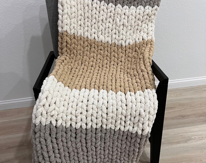 Neutral Handmade Chunky Knit Blanket