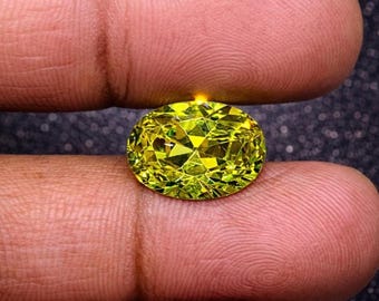 10 Ct. Top Quality Green Zircon Gemstone - Oval Faceted Gemstone - December Birthstone Green Brazil Zircon - Jewelry Making Size 14x10x7 MM