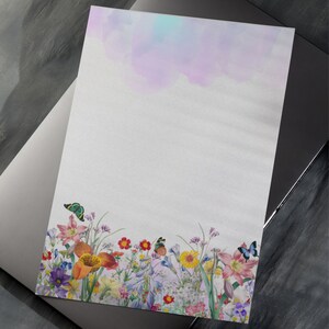 Carta da lettere per scrivere lettere Fiori primaverili Carta da lettere per scrivere lettere Stampe floreali stampabili Pacco di carta Cancelleria Scarica Carta per appunti Set di scrittura