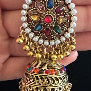 Jumka-oorbellen goud handgemaakt lichtgewicht Jhumka-oorbellen kleine Jhumka-oorbellen sierlijke oorbellen bruidssieraden traditionele Indiase stijl