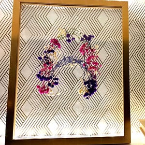 Inicial floral personalizada - Letra - Regalo de cumpleaños personalizado para ella - Decoración de cumpleaños - Decoración de guardería bohemia - Decoración del hogar - Decoración de habitación única