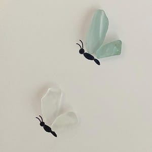 Biglietto d'auguri con farfalle in vetro marino / Fatto a mano con autentico vetro marino di Sydney, biglietto d'auguri australiano con farfalle come opera d'arte