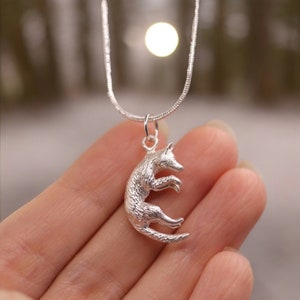 Sterling Silver Wolf Pendant / Wolf Jewelry / Totem Wolf Necklace / Silver Wolf Jewelry For Nature Lover