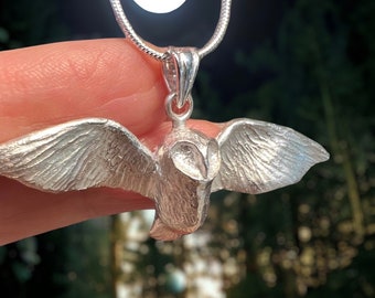 Pendentif chouette en argent sterling sculpté à la main - Collier animal spirituel chouette effraie des cloches