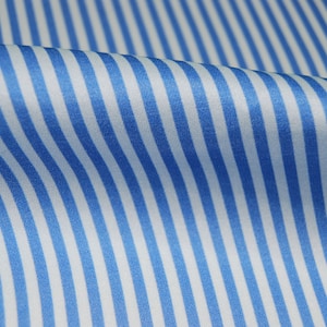 New: Betulla stretch print jnk dis. T7049, sold by the meter continuously. Elastic viscose satin with softness comparable to silk.