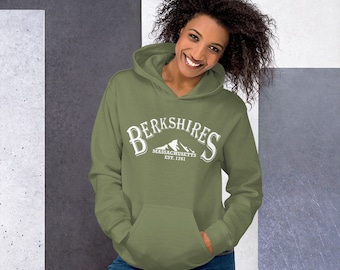 Berkshires Massachusetts Est. 1761 Alt. Style Unisex Hoodie
