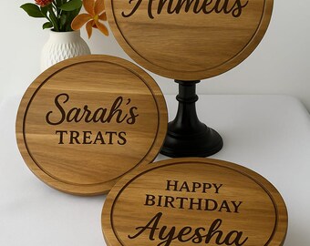 Personalisierter Akazien Holz Kuchenständer mit Deckel: Kostenlose Laser Holzgravur
