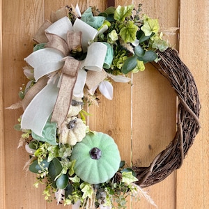 Elegant Autumn Wreath, Soft Fall Pumpkin Wreath, Fall Wreath, Neutral Pumpkin Wreath, Home Decor, Fall Door Hanger, Muted Pumpkin Door Decor