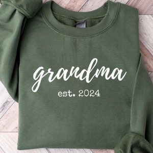 Custom Grandma Sweatshirt Customized Grandma Shirt Fun Granny Sweatshirt Gifts for Her