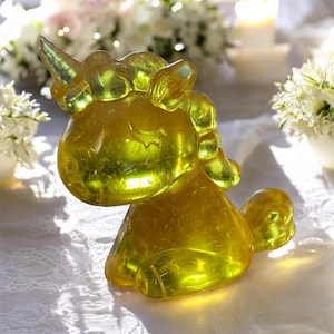 Epoxy resin figurine