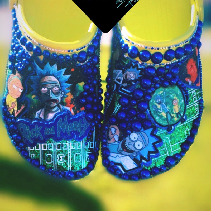 bling crocs