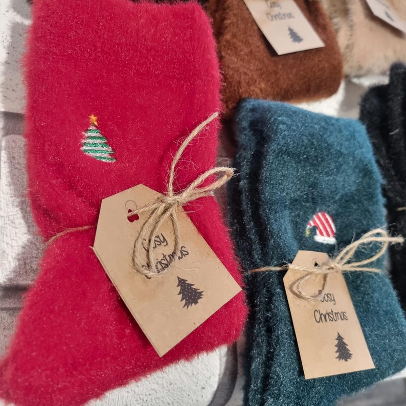 Chaussettes douillettes, chaussettes moelleuses, Noël 2025, bas de Noël, bas de Noël, père Noël secret, cadeaux de Noël, expédition rapide, Noël, image 8