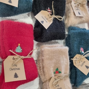 Chaussettes douillettes, chaussettes moelleuses, Noël 2025, bas de Noël, bas de Noël, père Noël secret, cadeaux de Noël, expédition rapide, Noël, image 3