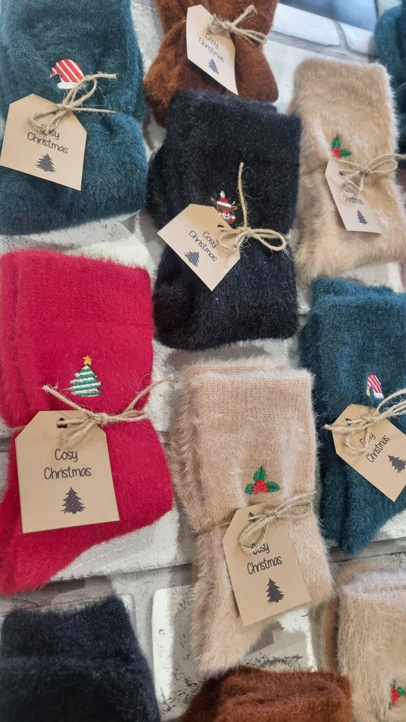 Chaussettes douillettes, chaussettes moelleuses, Noël 2025, bas de Noël, bas de Noël, père Noël secret, cadeaux de Noël, expédition rapide, Noël, image 3
