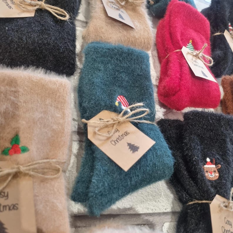 Chaussettes douillettes, chaussettes moelleuses, Noël 2025, bas de Noël, bas de Noël, père Noël secret, cadeaux de Noël, expédition rapide, Noël, image 6