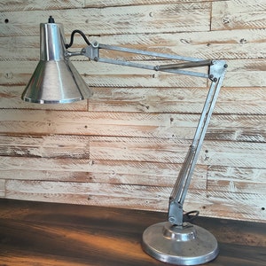 Vintage anglepoise lamp from 1001 Lamps, fully refurbished