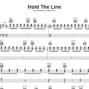 Könnte beinhalten: Ein Musiknotenblatt mit dem Titel Hold The Line, Worte und Musik von David Paich. Die Noten zeigen schwarze Notation auf weißem Hintergrund, einschließlich Akkorddiagrammen für F#m, A/C#, Bm7, E und Esus4, mit Taktarten von 11/8 und 12/8.