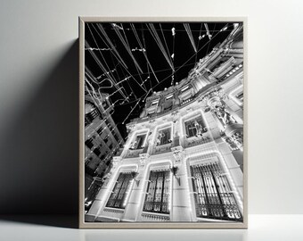 Fotografía de las calles de Madrid en navidad, blanco y negro, decora tu espacio.