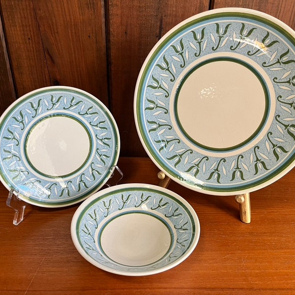 1950s MCM Camelot by Royal China Ironstone Dish ware dinnerware