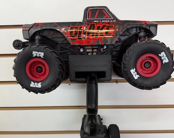 Wall Mount for the Arrma Quake Grom and Remote