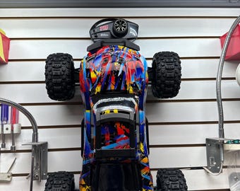 Wallmount for the Traxxas Maxx & Transmitter