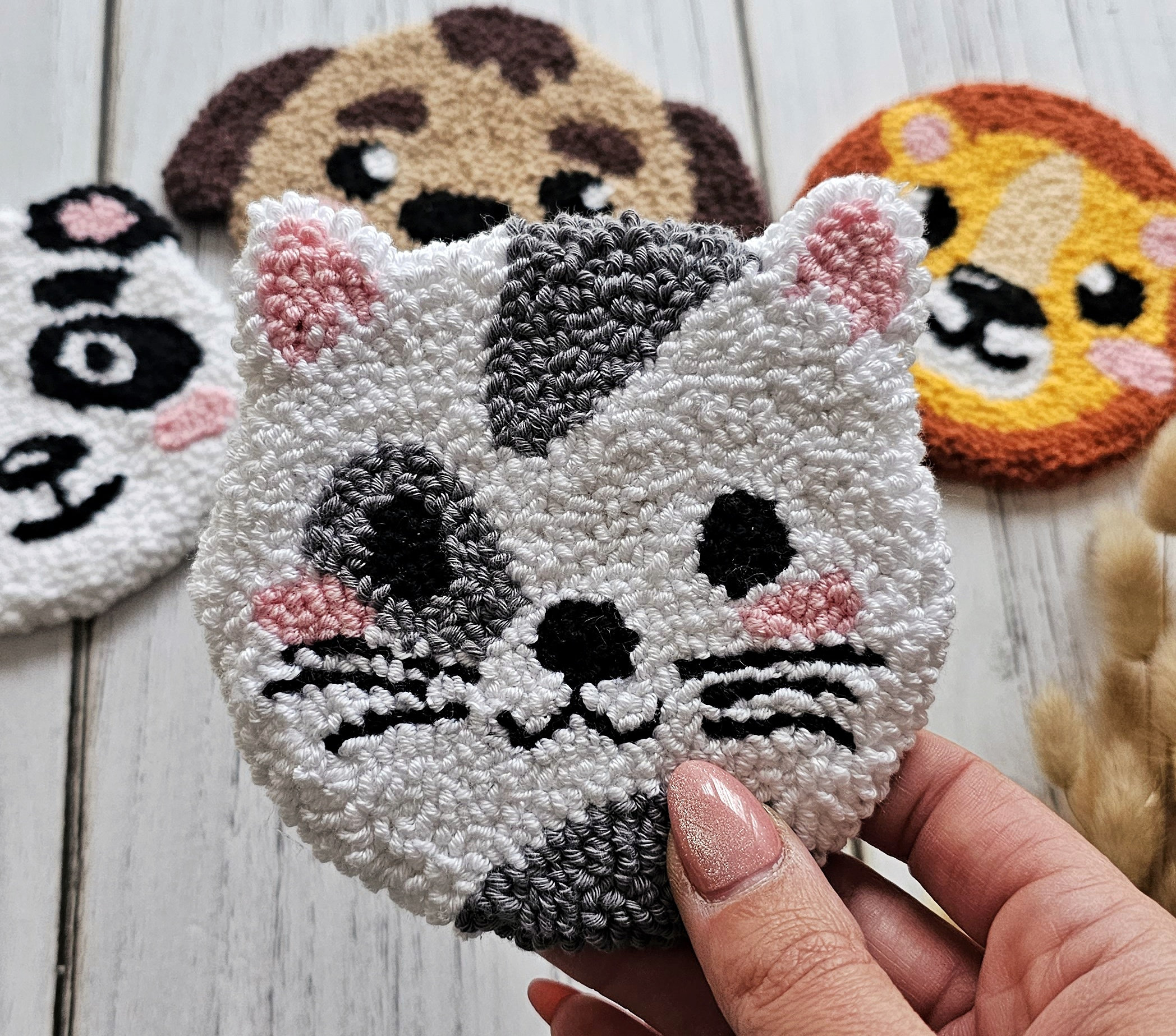 Mug Rug Pattern, Punch Needle Coasters Pdf Pattern, Heart Coaster