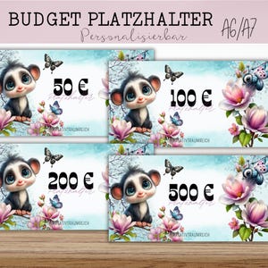Könnte beinhalten: Karten mit einem Cartoon-Affen, Schmetterlingen und Blumen. Die Karten haben Werte von 50, 100, 200 und 500 Euro. Der Text "BUDGET PLATZHALTER" und "Personalisierbar" steht oben.