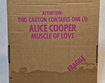 Original 1973 Release, Alice Cooper - Muscle of Love | Warner Bros