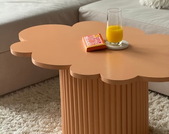 Mesa de centro, mesa funky, mesa con patas estriadas, mesa en forma de nube, mesa con patas redondas