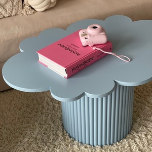 Coffee table Funky table Fluted legs table Round leg table Cloud-shaped table image 1