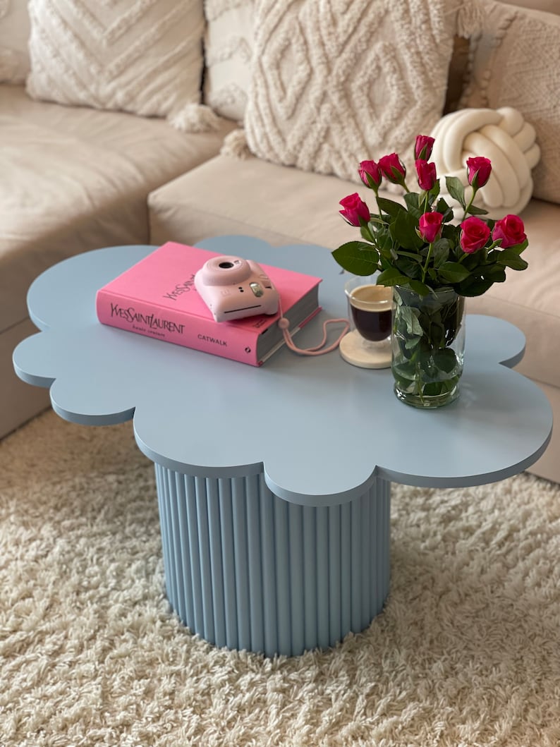 Table basse Table funky Table pieds cannelés Table pieds ronds Table en forme de nuage image 2