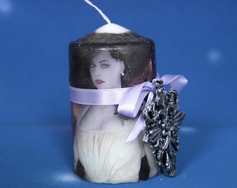 Resident Evil Village Hand-Decorated Candle Lady Dimitrescu Gamer Gift Fan Gift