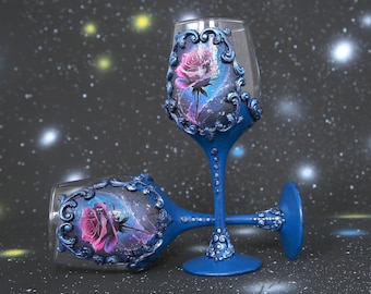 Wine glasses with roses decorated with aerial clay | Anniversary Gift | Gift for a couple