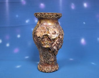 Sierlijke glazen vaas – handgemaakt metallic bloemendecor in goud- en bronstinten, collectors item