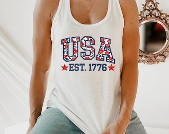 USA Tank 4th of July Tee Floral USA Shirt Summer Patriotic Memorial Day Tee for women, America EST 1776 Red White Blue Shirt