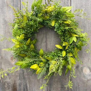 Fern Wreath: Handmade Farmhouse Greenery, 21 Inch