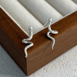 Sterling Silver Snake Stud Earrings,Handmade Snake Earrings,925 Silver Animal Earrings,Snake Dainty Earrings, Minimalist Snake Earrings Gift
