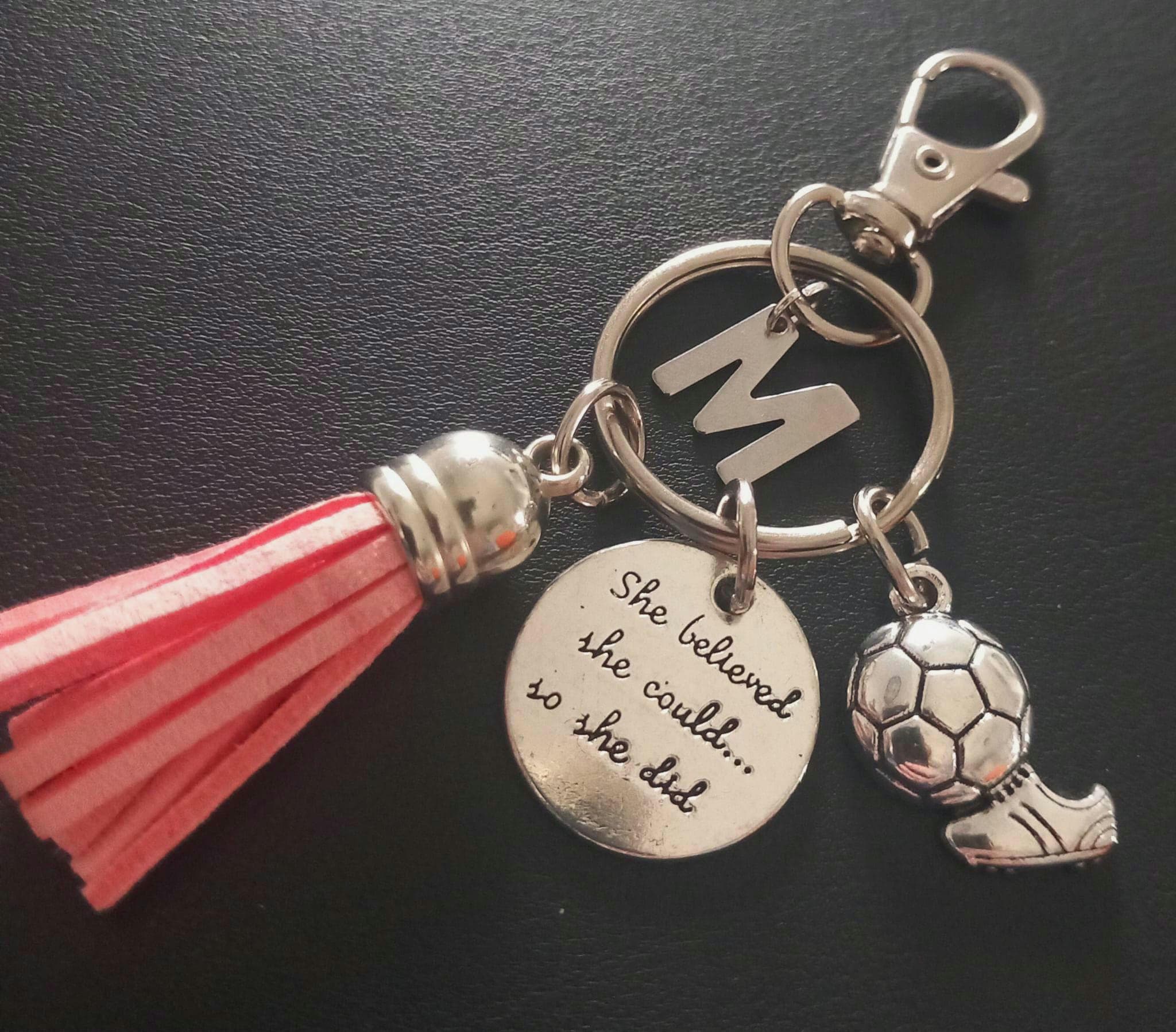 Personalised Ladies Girls Football Keyring Gift, 20+ Names - Foto 6