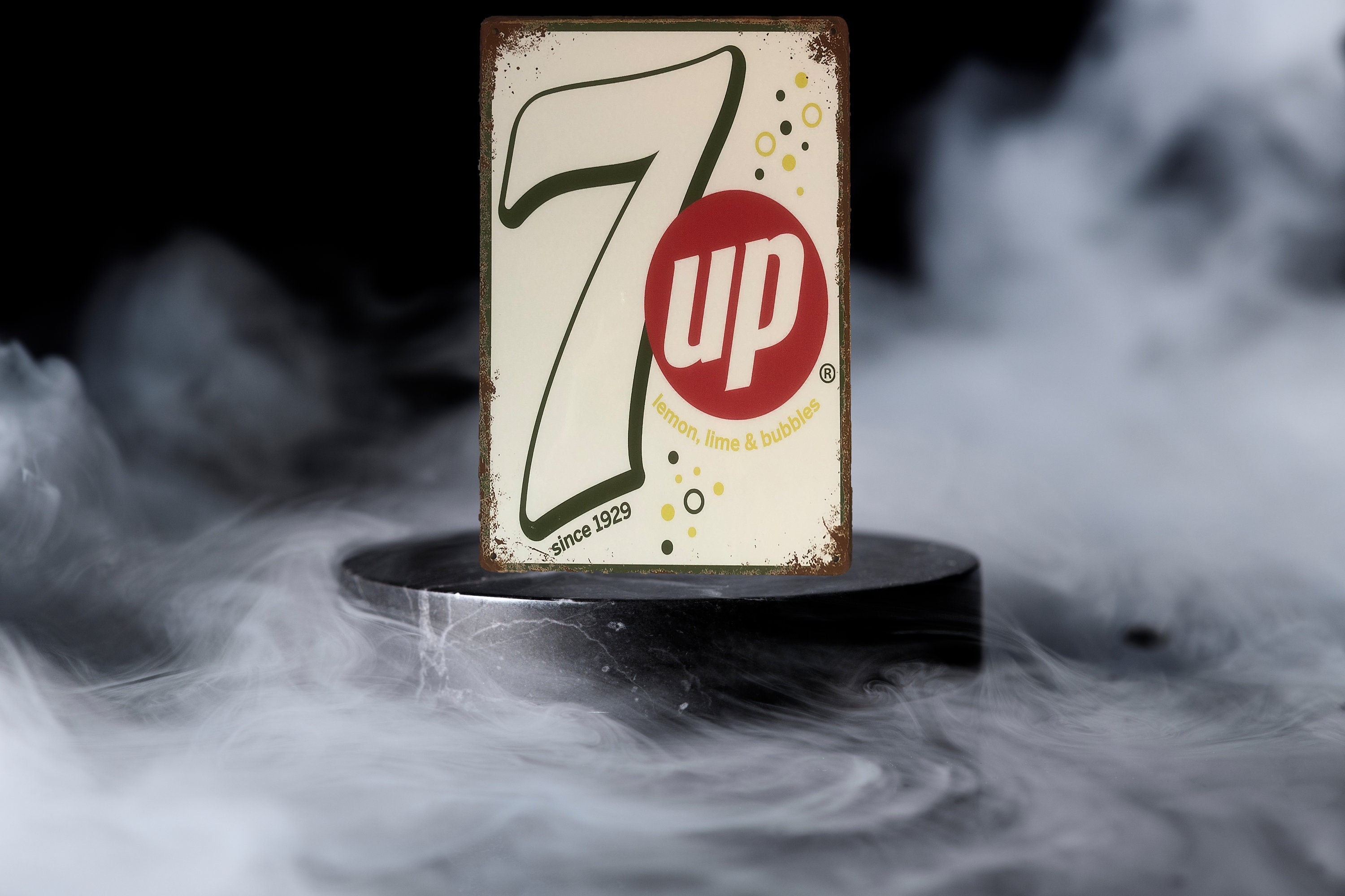 レア！　1952年　セブンアップ　エンボス　看板　7up StoutSign 7 UP Embossed Metal Sign 7up Soda Pop Vintage Steel 1960s