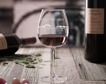 Bridges of the Charles Wine Glass 12oz | Charles River Regatta Engraved Stemmed Glass