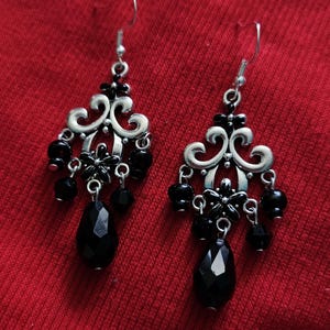 black chandelier earrings/ black bead earrings/ black flower earrings/ chandelier earrings / bead earrings / gothic earrings / alt earrings