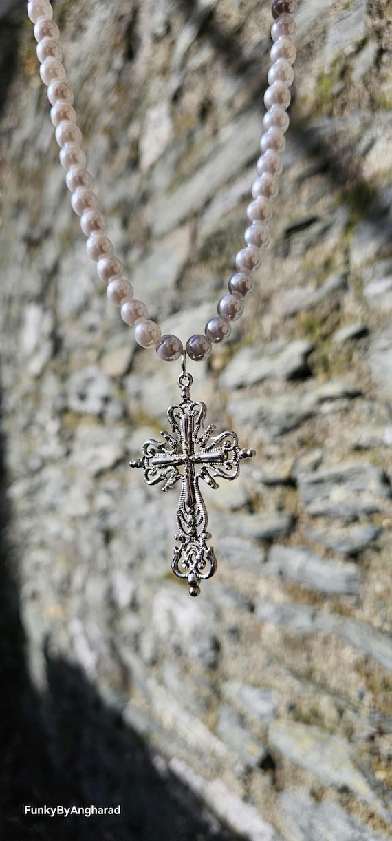 Il Giardino di Flora- Uncinettose evasioni ed altro: Collana di perle di carta. Paper beads