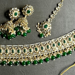 Emerald green indian necklace kundan choker green set sangeet jewelry indian wedding green jhumkas polki