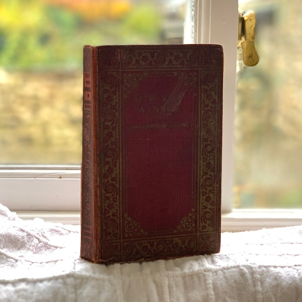 Rip Van Winkle (and Other Short Stories) by Washington Irving - Antique 1920s Edition