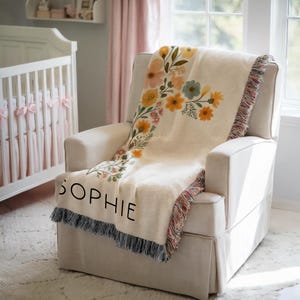 Personalized Baptism Baby Blanket Baptism Christening Blanket for Girl, Woven Baby Blanket with Floral Cross Baptism Floral Cross Baby Gift bild 3