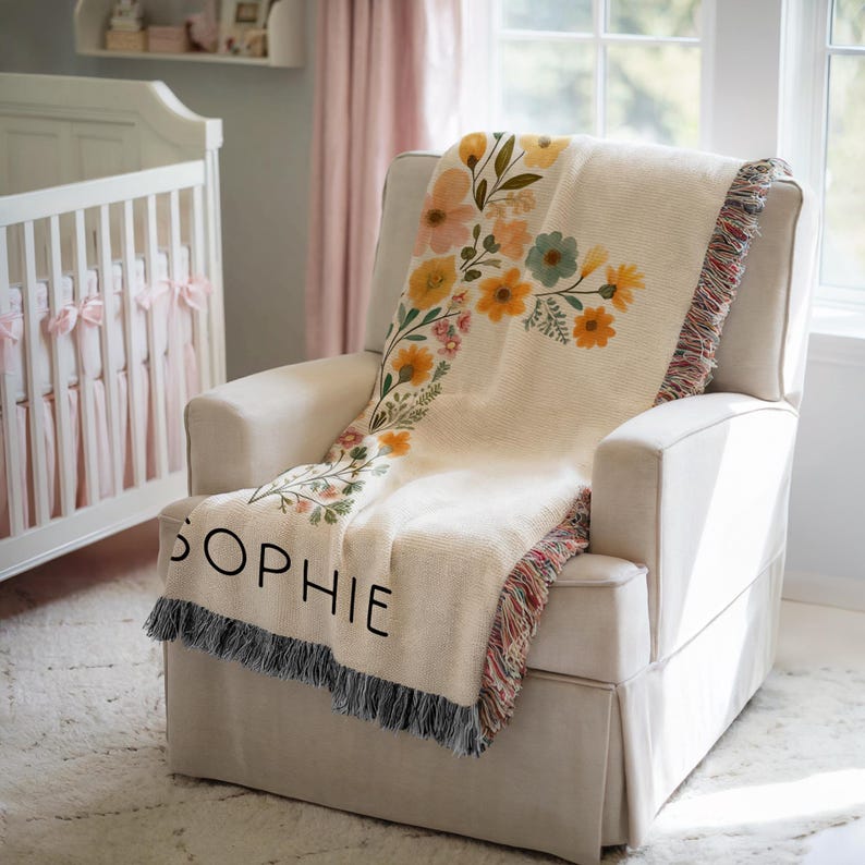 Personalized Baptism Baby Blanket Baptism Christening Blanket for Girl, Woven Baby Blanket with Floral Cross Baptism Floral Cross Baby Gift bild 3