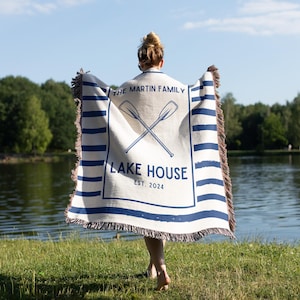 Personalized Woven Blanket for Lakehouse Owner, Lakehouse Decoration Woven Throw, Family Name Blanket Lakehouse , Gif for Lake House Bedding