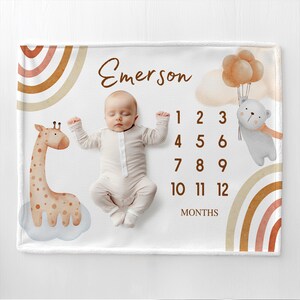 Custom Milestone Blanket Baby Shower Gift Monthly Blanket Newborn Nursery Decor Neutral Gender Milestone Blanket Boy or Girl New Mom Gift