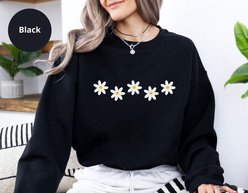 Black Daisy Sweatshirt & Trouser Combo main image 0